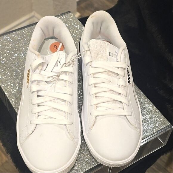 Puma Vikky V3 Metallic Shine Sneaker - Picture 12 of 12